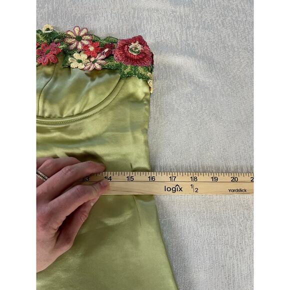 Xtraordinary Floral applique mini going out dress Size Large Fairy Tik Tok - Picture 8 of 13